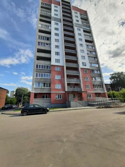 Машиноместо, 13 м²