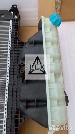 Радиатор MAN TGA X S Ман Тга Тгс Тгх с рамой 81061