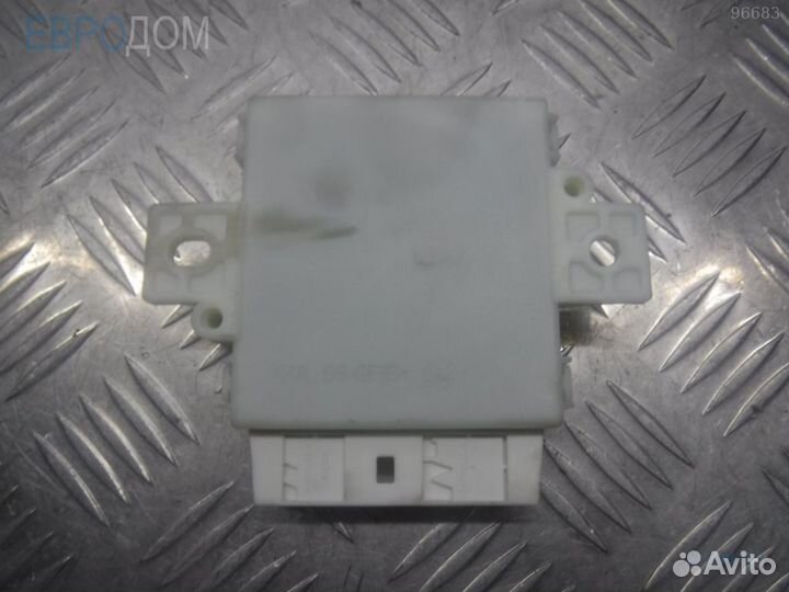 Блок управления (эбу) системы pdc mercedes W204 s1