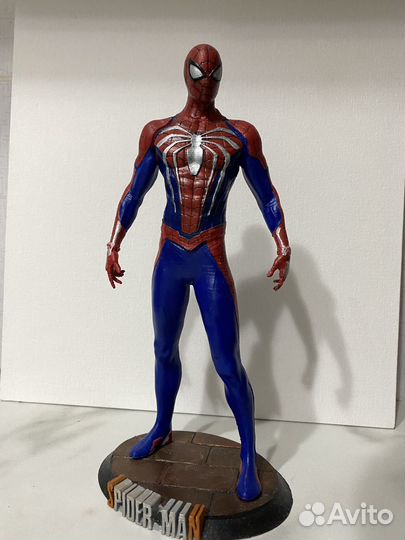 Человек паук фигурка 3D