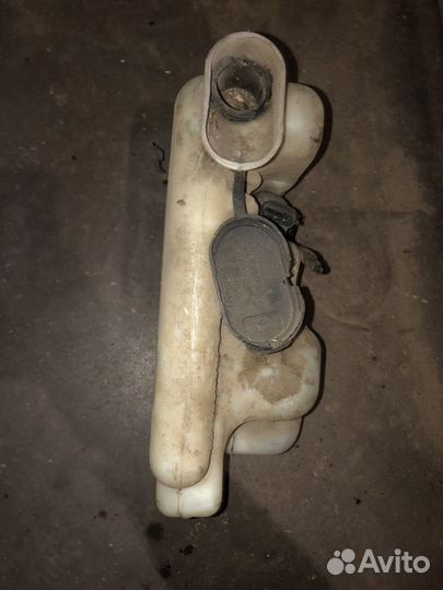 Бачок стеклоомыватель Renault Twingo