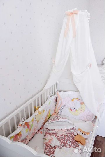 Комплект в детскую кроватку и на выписку