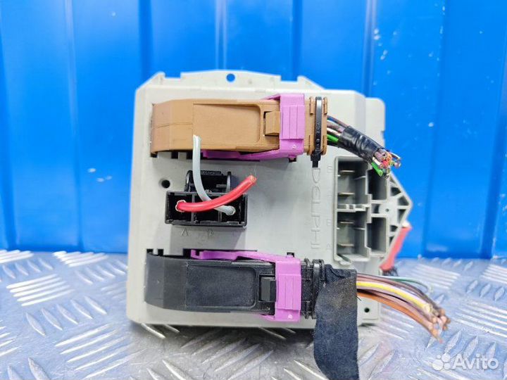 Блок предохранителей Fiat Albea 1 1.4 350A1000