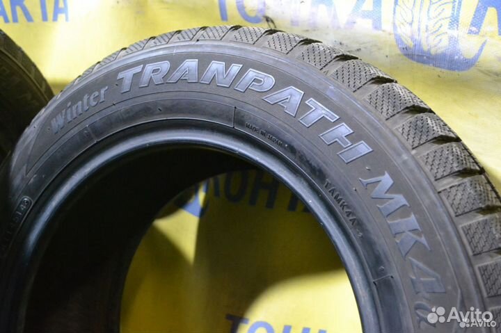 Toyo Winter Tranpath MK4a 215/60 R16