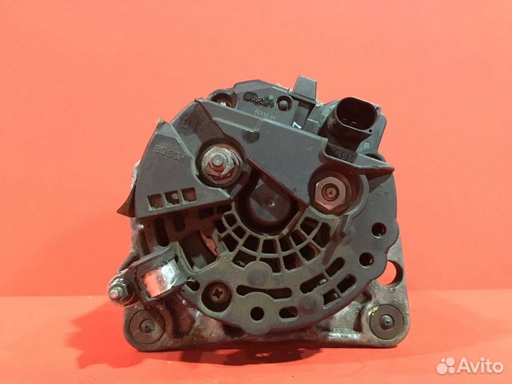 Генератор для Volkswagen Golf 5 BUD (Б/У)