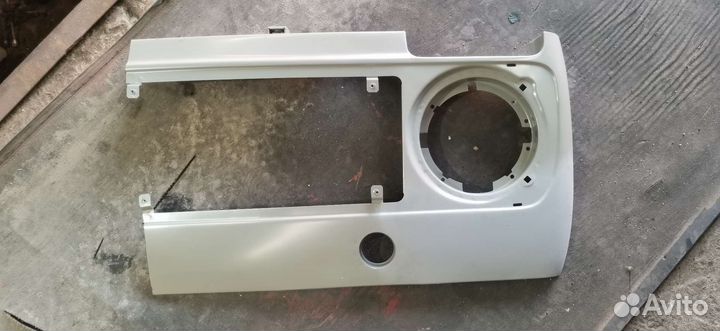 Панель передняя телевизор левая нива 21213