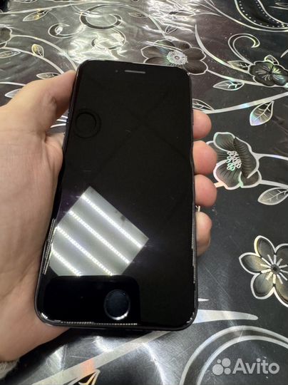 iPhone 7, 32 ГБ