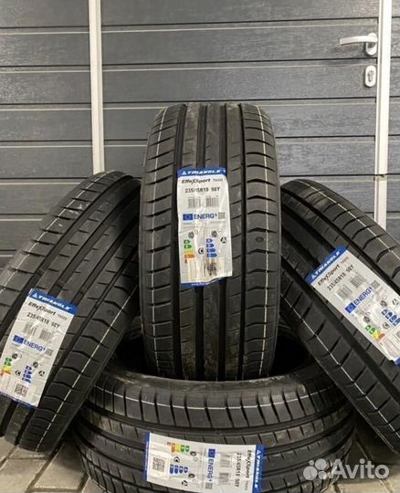 Triangle EffeXSport TH202 245/35 R20 95Y