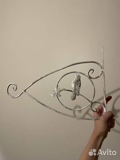 Кронштейн для кашпо