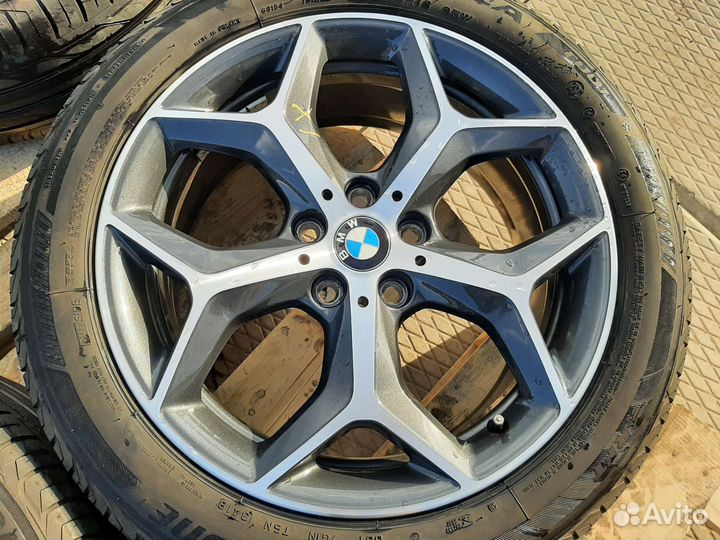 Диски BMW F48 R18 стиль 569 с резиной