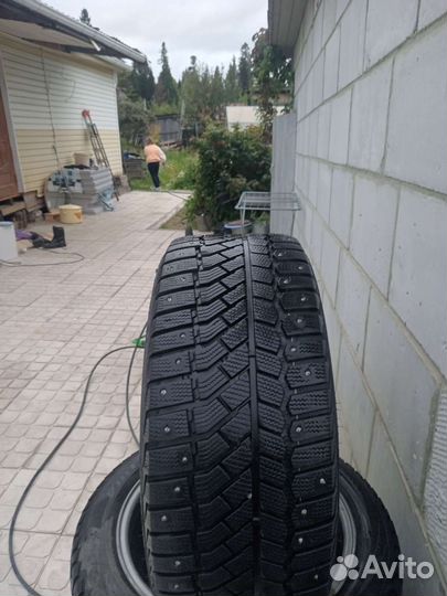 Комплект зимних колес r17