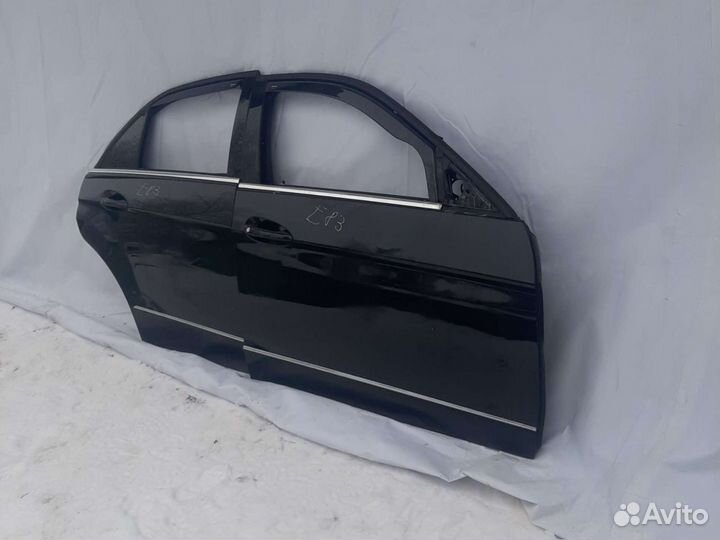 Дверь правая мерседес w212