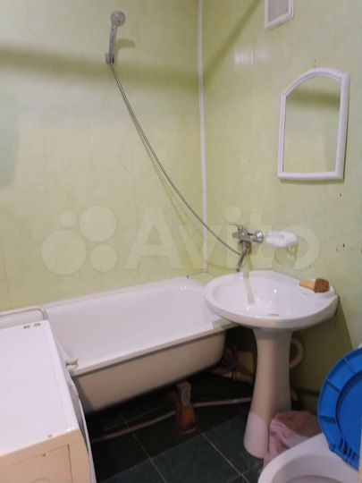 2-к. квартира, 54 м², 2/5 эт.