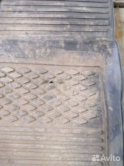 Б/У коврики на opel astra j