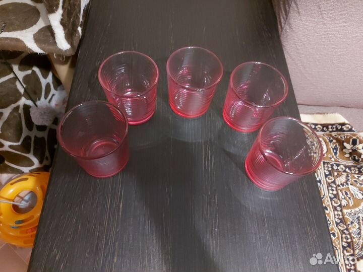 Стеклянные стаканы