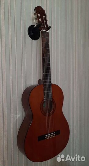 Классическая гитара yamaha c 40