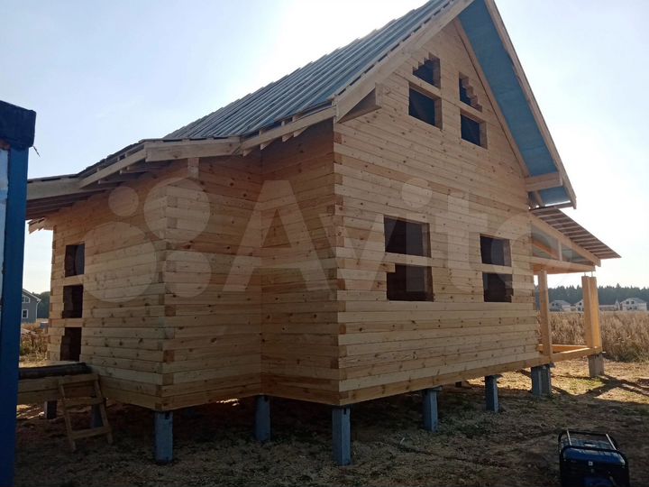 Дом 180 м² на участке 8 сот.