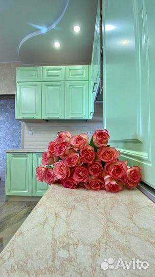 Угловая кухня на заказ. Фабрика в Новосибирске