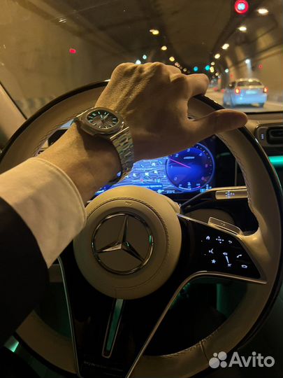 Брокер по недвижимости