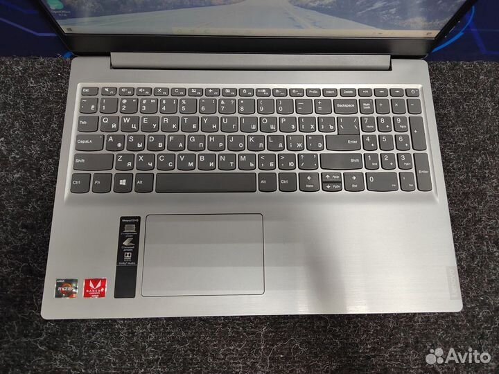 Ноутбук Lenovo S145 R3-3200U, 8GB, SSD512, Vega 3