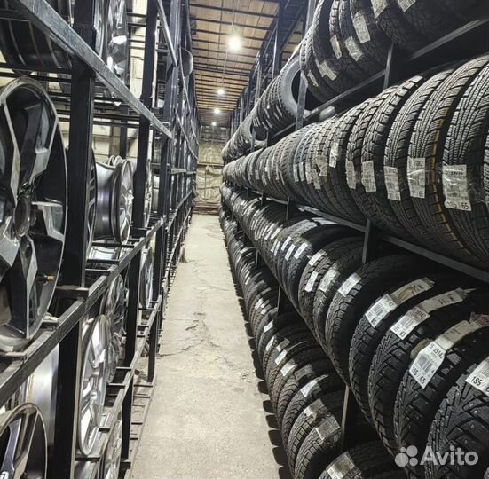 Dunlop Grandtrek SJ8 215/60 R16 93P