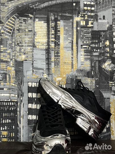 Кроссовки adidas Raf simons