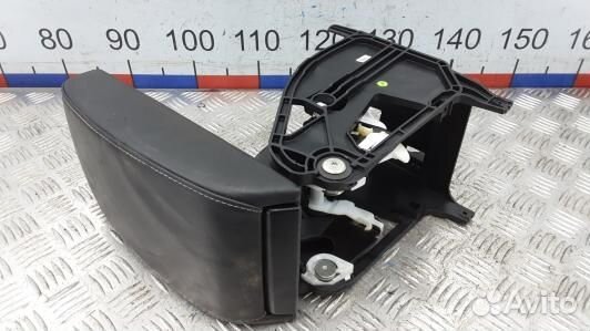 Подлокотник центральный skoda octavia A7 (BDN24IX0