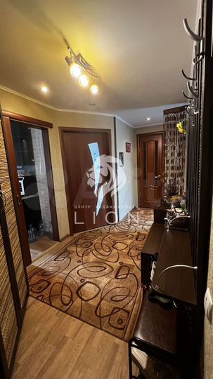 3-к. квартира, 58 м², 3/3 эт.