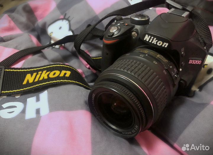 Зеркальный фотоаппарат Nikon D3200