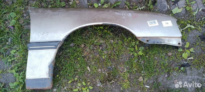 Крыло переднее правое (Opel Omega A)