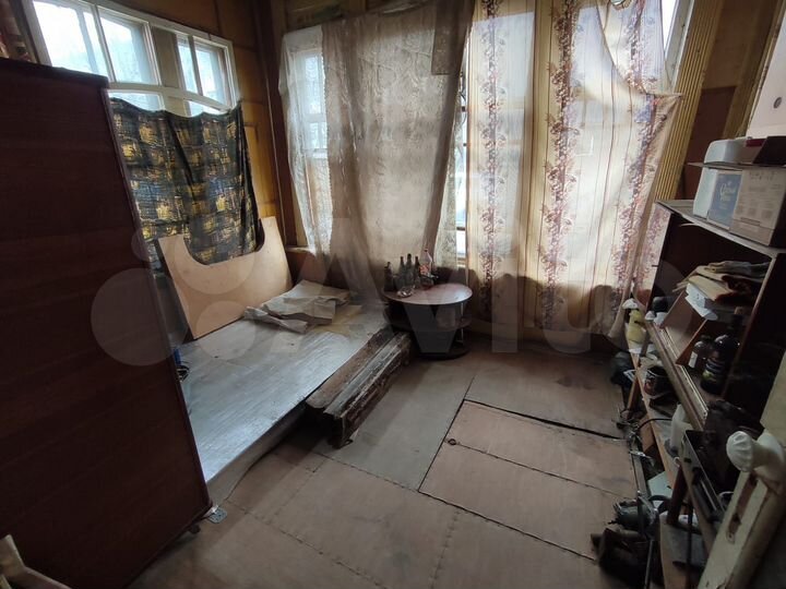 Комната 25 м² в 2-к., 1/2 эт.