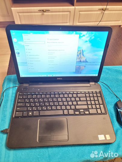 Dell 15 i3/8 gb/500 gb