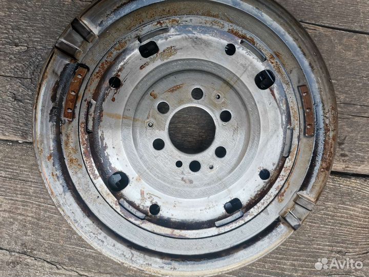 Маховик skoda yeti 1.2,tsi