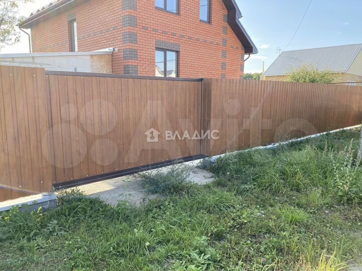 Дом 111,7 м² на участке 9,5 сот.