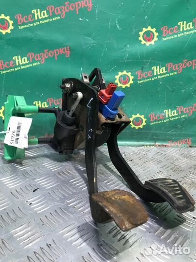 Педальный узел Ford Focus 1 седан 1.6