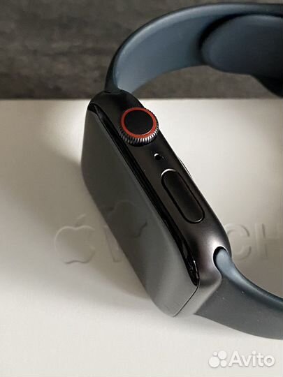 Apple watch SE gen 2 44 mm