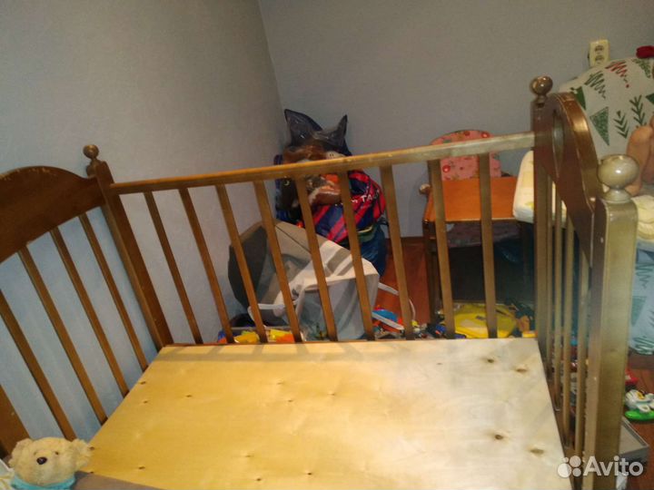 Детская кроватка