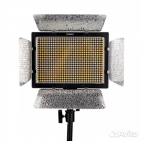 Осветитель светодиодный Yongnuo YN-600 II 5500K