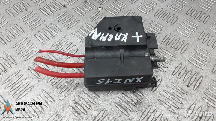 Клемма аккумулятора плюс Mercedes-Benz M-Класс