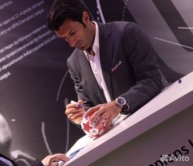 Мяч с автографами