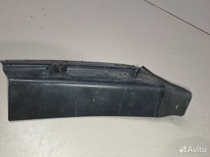 Щиток фонаря заднего правого Volkswagen Jetta A6 2010-2018