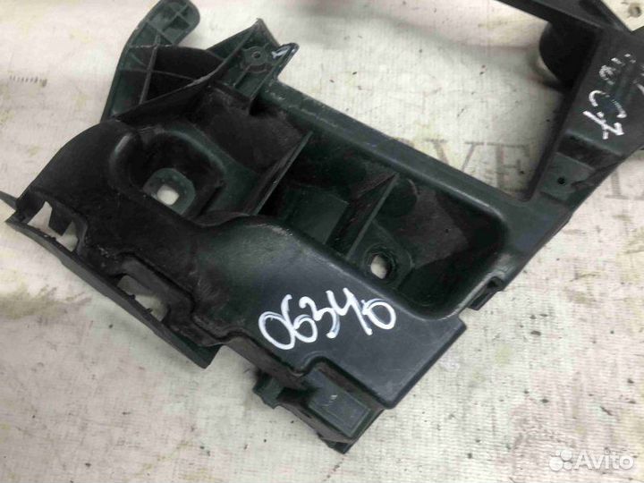 Крепление бампера Audi A6 C7 (4G) 2012