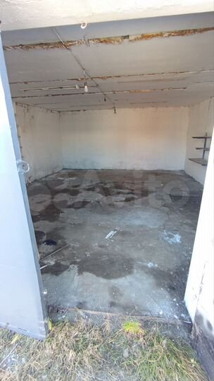 Гараж, > 30 м²