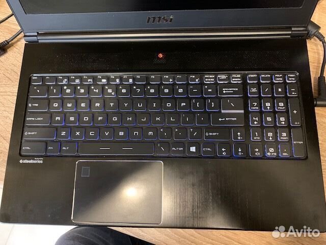 Ноутбук MSI WS63