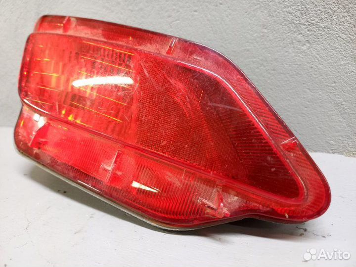 Фонарь противотуманный задний левый Toyota Rav 4