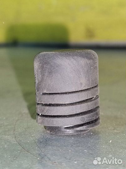 Отбойник багажника Kia Rio 4 FB 2017 - 2020