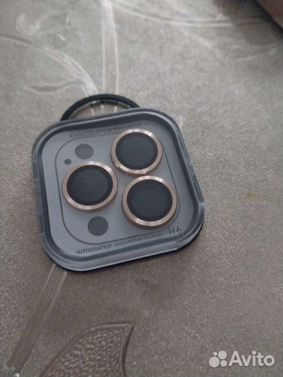 Защитное стекло iPhone 14