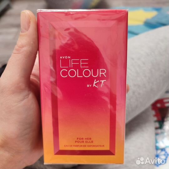 Парфюмерная вода Avon Life Colour by K. T. 50 мл