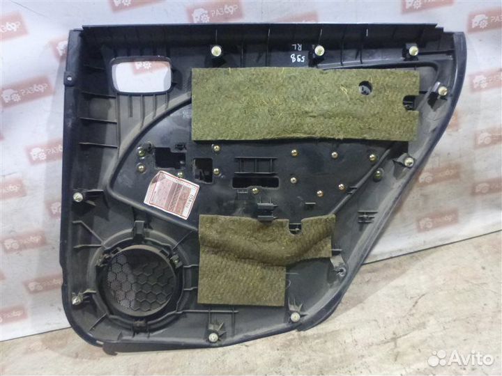 Обшивка двери задняя левая Mitsubishi Outlander