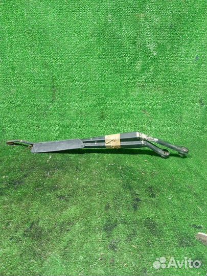 Поводок стеклоочистителя Mazda 626